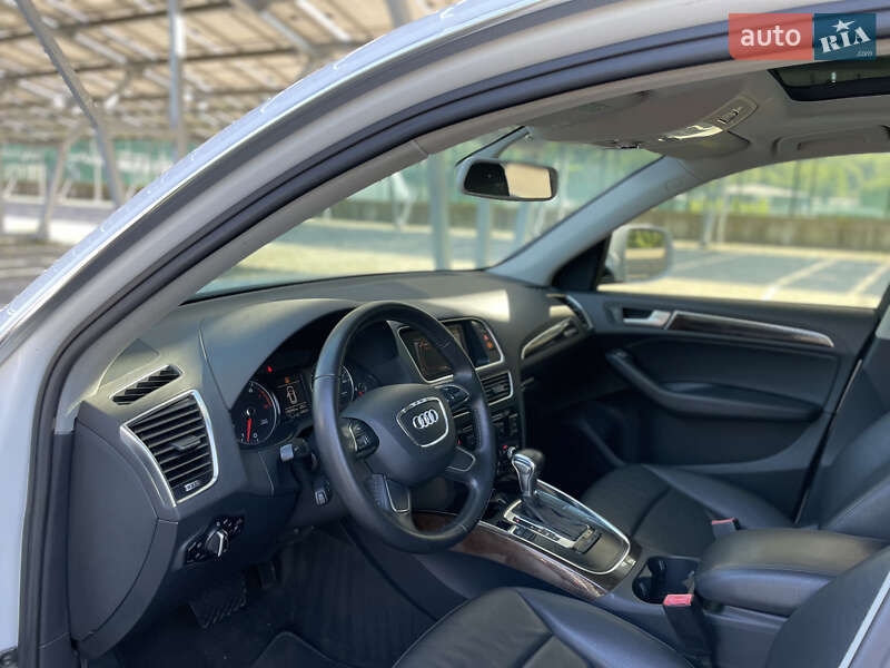 Внедорожник / Кроссовер Audi Q5 2013 в Львове