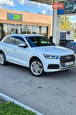 Внедорожник / Кроссовер Audi Q5 2019 в Львове