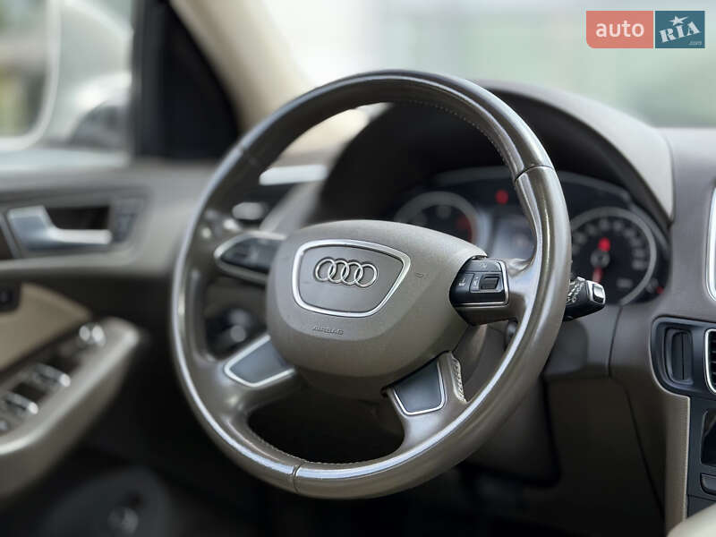 Внедорожник / Кроссовер Audi Q5 2014 в Харькове