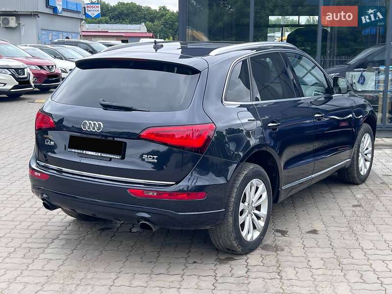 Внедорожник / Кроссовер Audi Q5 2015 в Нововолынске