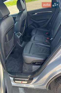 Внедорожник / Кроссовер Audi Q5 2016 в 