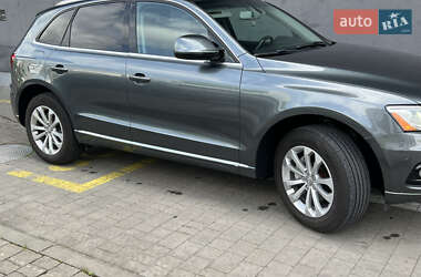 Внедорожник / Кроссовер Audi Q5 2016 в 