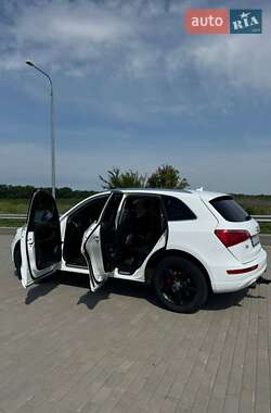 Внедорожник / Кроссовер Audi Q5 2011 в 