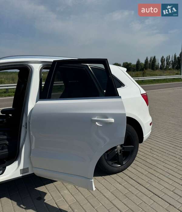 Внедорожник / Кроссовер Audi Q5 2011 в Золотоноше