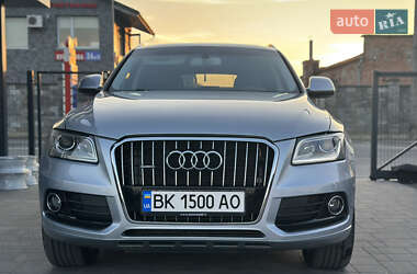 Внедорожник / Кроссовер Audi Q5 2015 в 