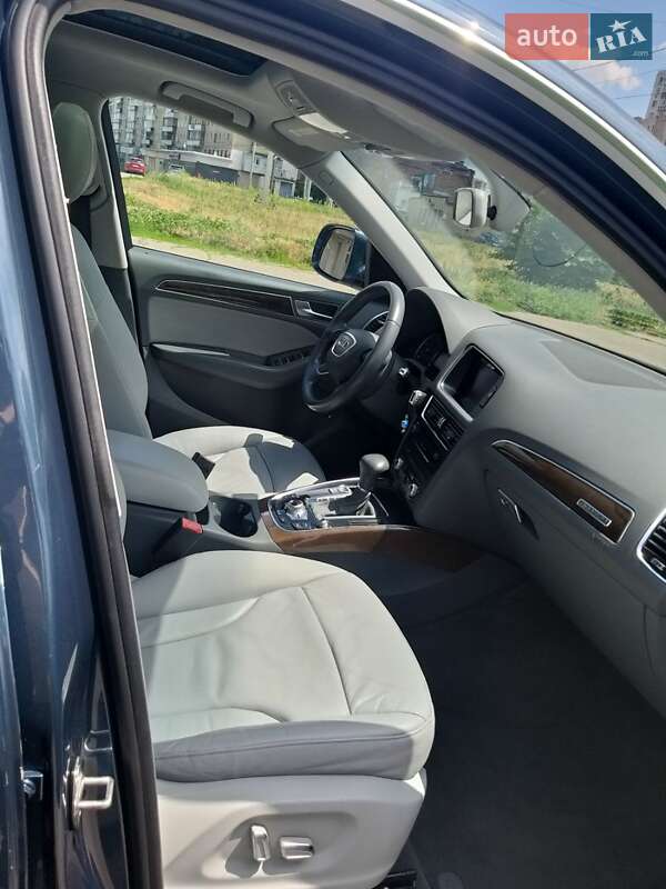 Внедорожник / Кроссовер Audi Q5 2015 в Харькове