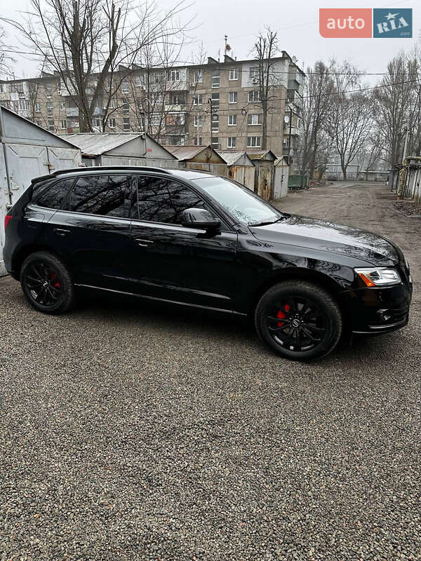 Внедорожник / Кроссовер Audi Q5 2014 в Днепре