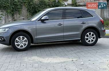 Внедорожник / Кроссовер Audi Q5 2015 в 
