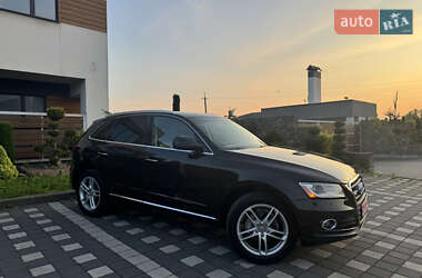 Внедорожник / Кроссовер Audi Q5 2015 в 
