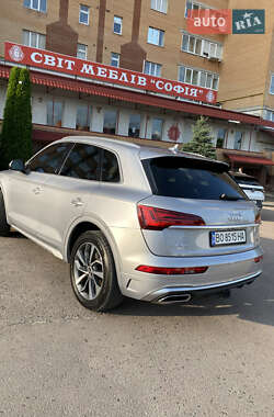 Внедорожник / Кроссовер Audi Q5 2022 в 