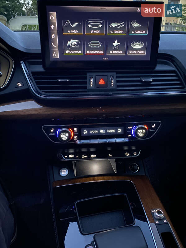 Внедорожник / Кроссовер Audi Q5 2022 в Тернополе