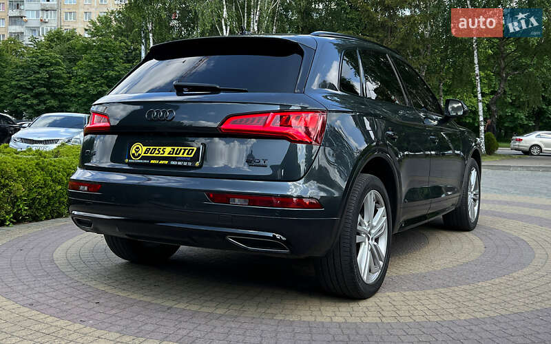 Внедорожник / Кроссовер Audi Q5 2018 в Львове