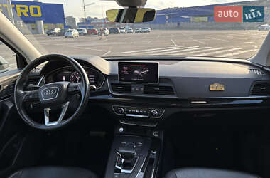 Внедорожник / Кроссовер Audi Q5 2019 в 