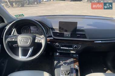 Внедорожник / Кроссовер Audi Q5 2018 в 