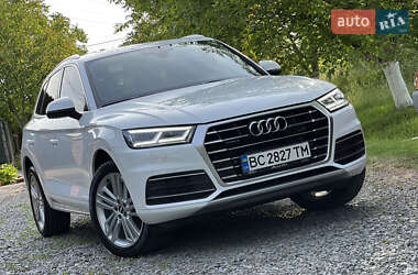 Внедорожник / Кроссовер Audi Q5 2017 в 