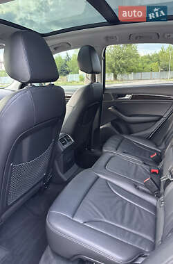 Внедорожник / Кроссовер Audi Q5 2013 в 