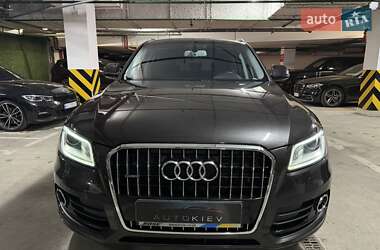 Внедорожник / Кроссовер Audi Q5 2017 в 