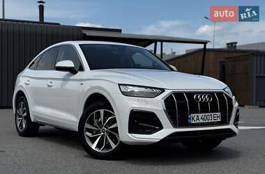 Позашляховик / Кросовер Audi Q5 2021 в Києві