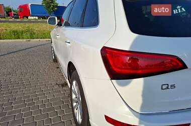Внедорожник / Кроссовер Audi Q5 2015 в 