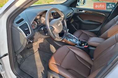 Внедорожник / Кроссовер Audi Q5 2015 в 