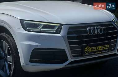 Внедорожник / Кроссовер Audi Q5 2018 в 