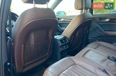 Внедорожник / Кроссовер Audi Q5 2018 в 