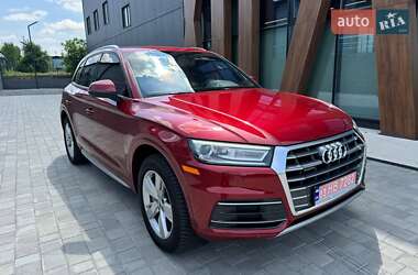 Внедорожник / Кроссовер Audi Q5 2018 в Луцке