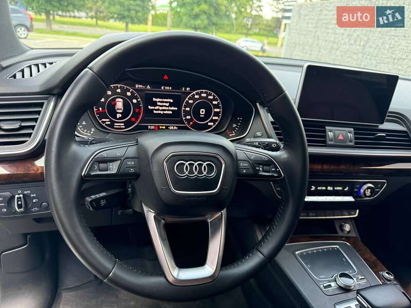 Внедорожник / Кроссовер Audi Q5 2018 в Луцке