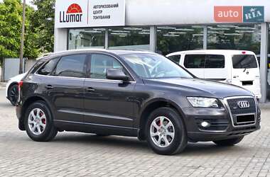 Внедорожник / Кроссовер Audi Q5 2009 в 