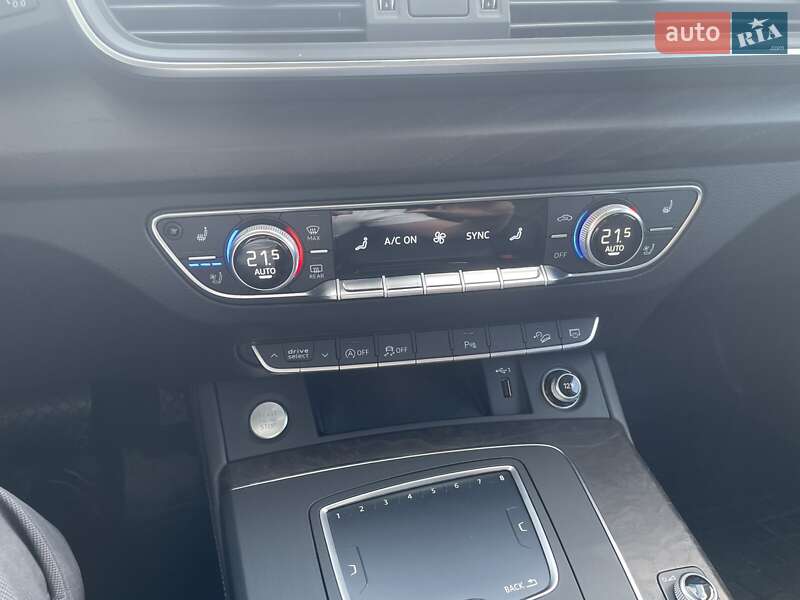 Позашляховик / Кросовер Audi Q5 2018 в Харкові