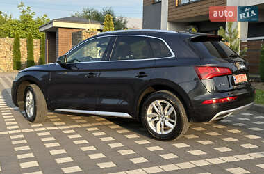 Внедорожник / Кроссовер Audi Q5 2020 в 