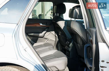 Внедорожник / Кроссовер Audi Q5 2021 в 