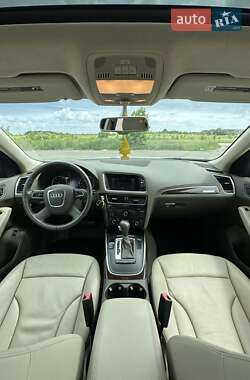Внедорожник / Кроссовер Audi Q5 2012 в 