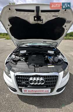 Внедорожник / Кроссовер Audi Q5 2012 в 