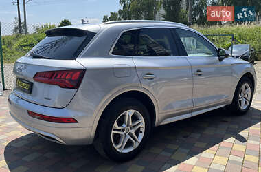 Внедорожник / Кроссовер Audi Q5 2019 в 