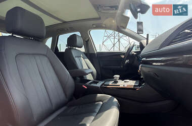 Внедорожник / Кроссовер Audi Q5 2019 в 