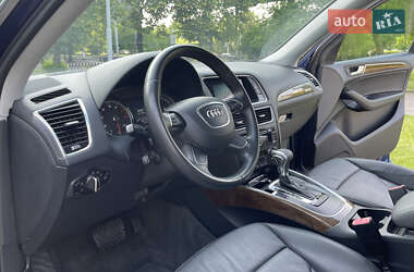 Внедорожник / Кроссовер Audi Q5 2015 в 
