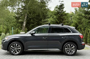 Внедорожник / Кроссовер Audi Q5 2020 в 