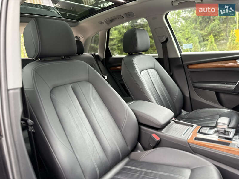 Позашляховик / Кросовер Audi Q5 2020 в Львові