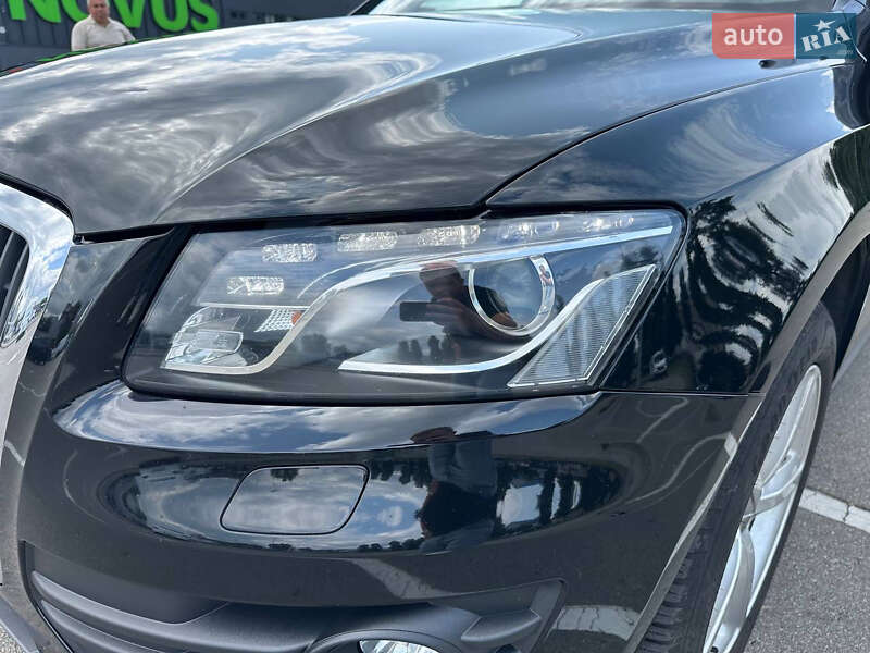 Позашляховик / Кросовер Audi Q5 2011 в Києві