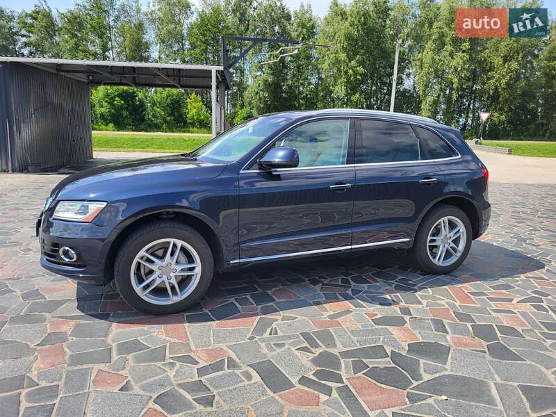 Позашляховик / Кросовер Audi Q5 2016 в Житомирі