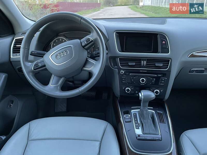 Позашляховик / Кросовер Audi Q5 2016 в Житомирі
