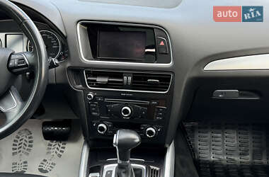 Внедорожник / Кроссовер Audi Q5 2016 в 
