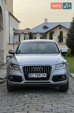 Внедорожник / Кроссовер Audi Q5 2015 в 