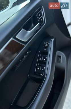 Внедорожник / Кроссовер Audi Q5 2011 в 