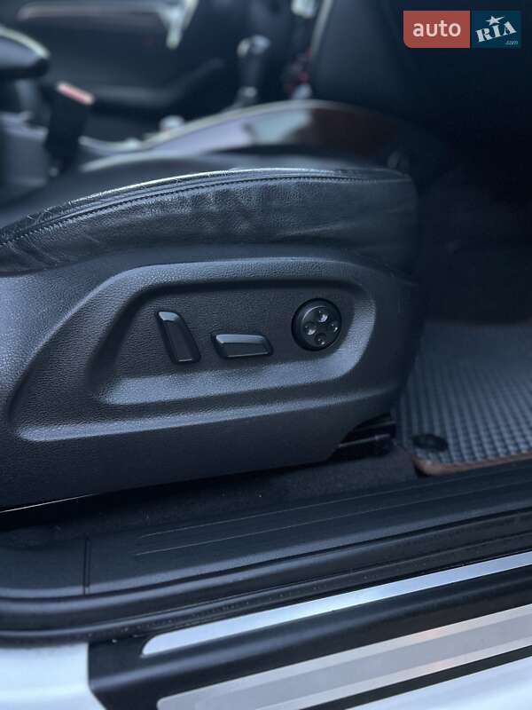 Внедорожник / Кроссовер Audi Q5 2011 в Дрогобыче