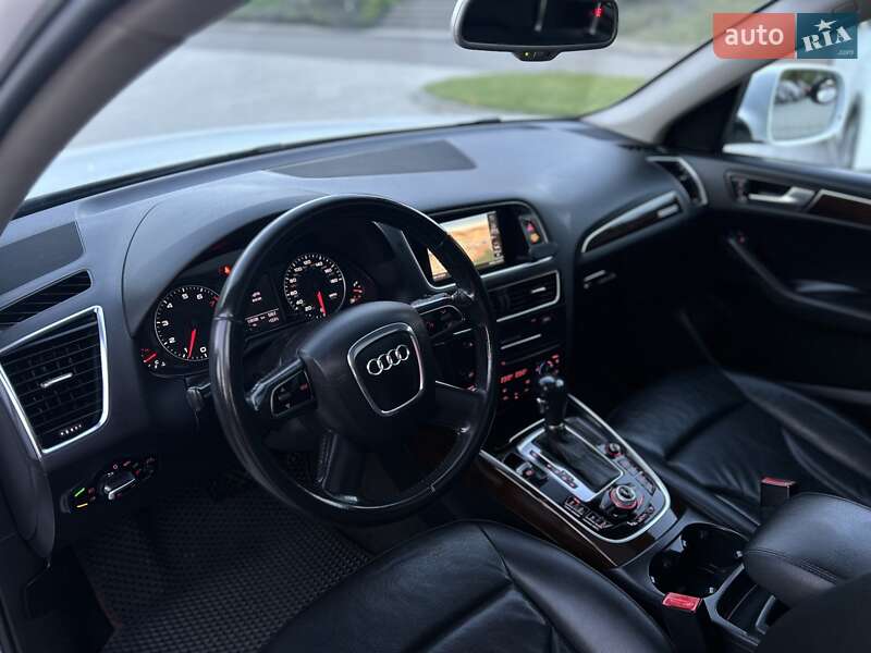 Внедорожник / Кроссовер Audi Q5 2011 в Дрогобыче