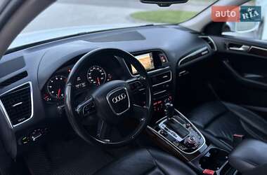 Внедорожник / Кроссовер Audi Q5 2011 в 