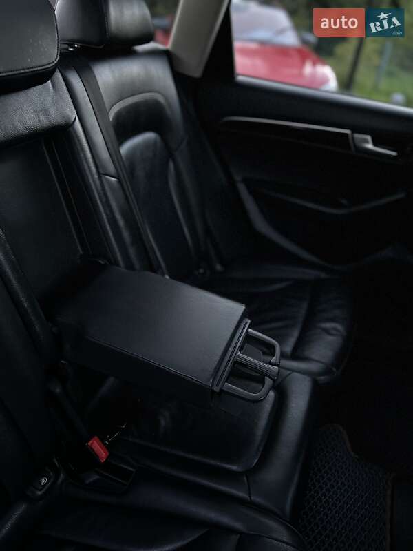 Внедорожник / Кроссовер Audi Q5 2011 в Дрогобыче
