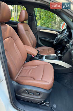 Внедорожник / Кроссовер Audi Q5 2012 в 